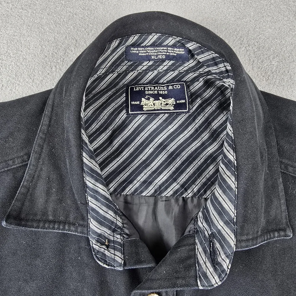Levis crafted comfort